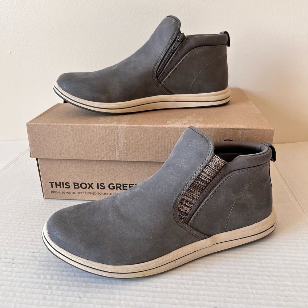 Clarks Cloudsteppers Breeze Clover Casual Booties